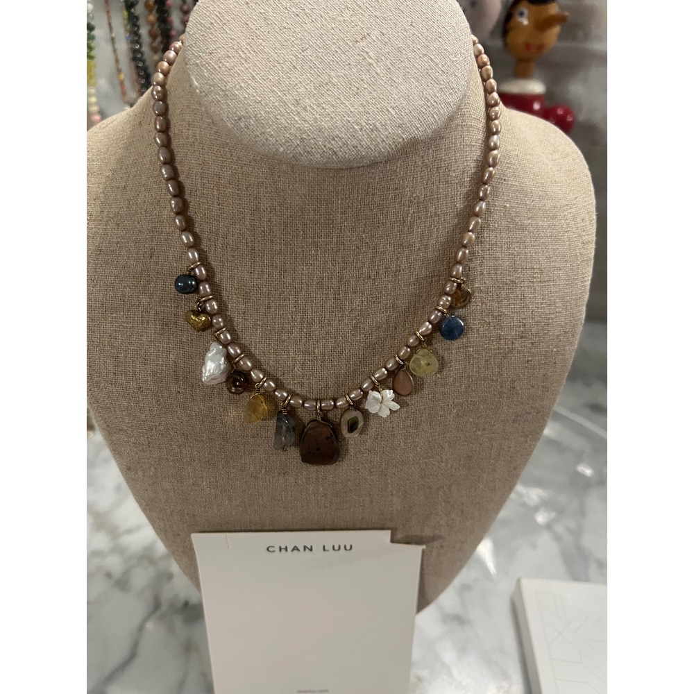 Chan Luu Mixed Gemstone Pearl Charm Necklace Boho Mauve Gold Tone Adjustable - Picture 2 of 7